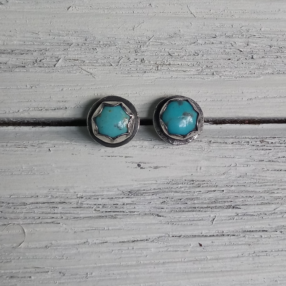 Turquoise stud earrings - Picture 5 of 10